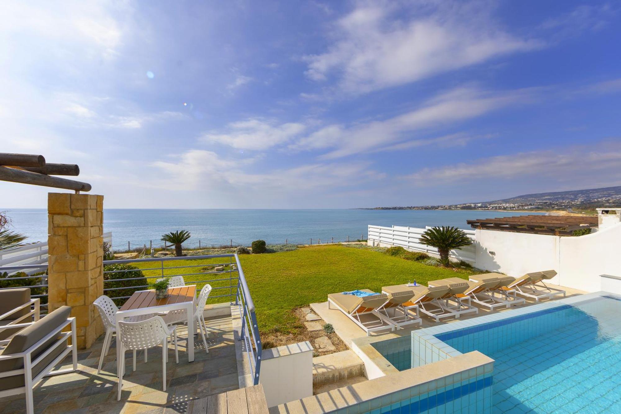 Blue Coral Beach Villas Three Exclusive Villas - Poseidon - Nautilus - Oceanos - And - Baby Coral Bungalow Korall-öböl Kültér fotó