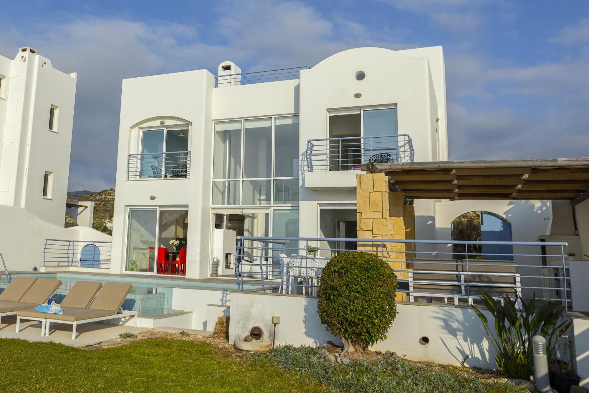 Blue Coral Beach Villas Three Exclusive Villas - Poseidon - Nautilus - Oceanos - And - Baby Coral Bungalow Korall-öböl Kültér fotó