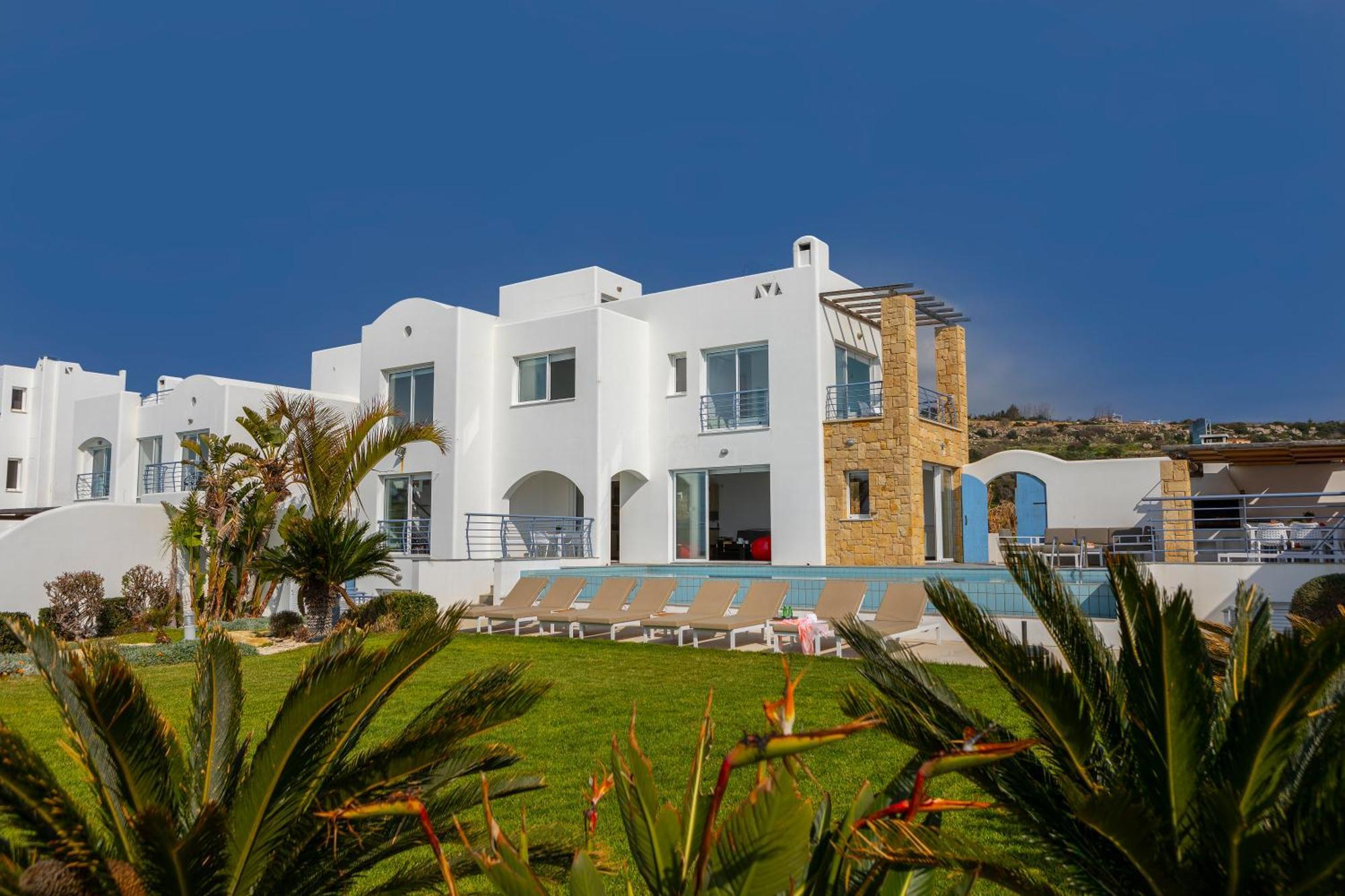 Blue Coral Beach Villas Three Exclusive Villas - Poseidon - Nautilus - Oceanos - And - Baby Coral Bungalow Korall-öböl Kültér fotó