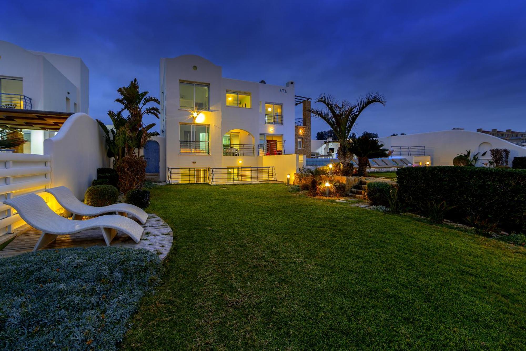 Blue Coral Beach Villas Three Exclusive Villas - Poseidon - Nautilus - Oceanos - And - Baby Coral Bungalow Korall-öböl Kültér fotó