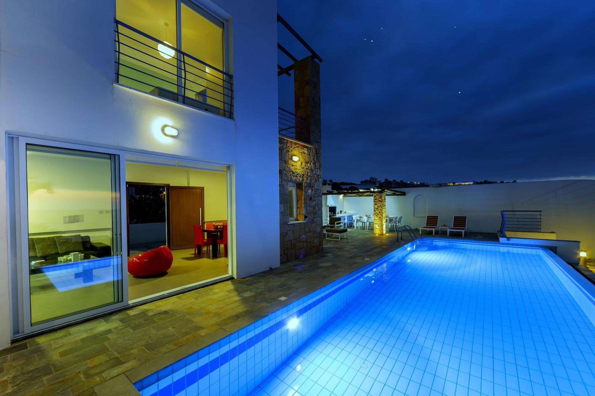 Blue Coral Beach Villas Three Exclusive Villas - Poseidon - Nautilus - Oceanos - And - Baby Coral Bungalow Korall-öböl Kültér fotó