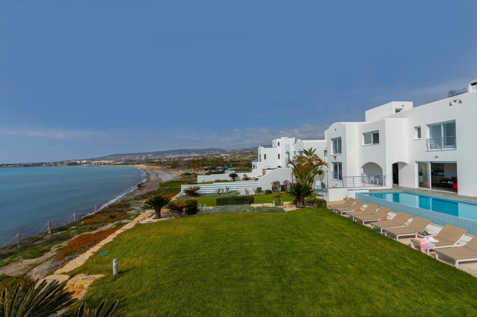 Blue Coral Beach Villas Three Exclusive Villas - Poseidon - Nautilus - Oceanos - And - Baby Coral Bungalow Korall-öböl Kültér fotó